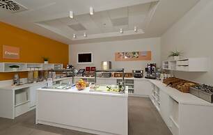 Holiday Inn Express Antwerp City-North by IHG