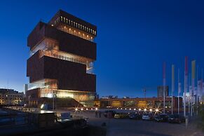 Holiday Inn Express Antwerp City-North by IHG