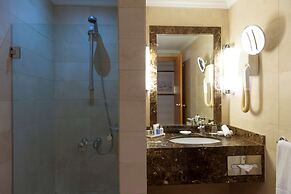Radisson BLU Martinez Hotel, Beirut