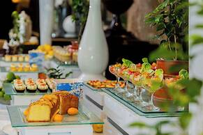 The Ritz-Carlton, Bahrain