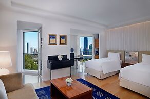 The Ritz-Carlton, Bahrain