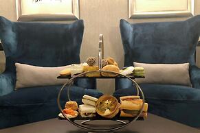 The Glasshouse, Autograph Collection