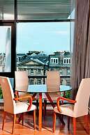 The Glasshouse, Autograph Collection