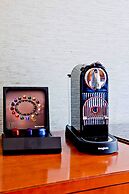 The Glasshouse, Autograph Collection