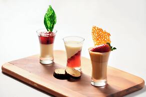 The Glasshouse, Autograph Collection