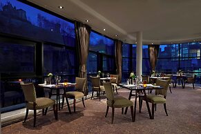 The Glasshouse, Autograph Collection