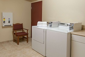 Super 8 by Wyndham Cochrane