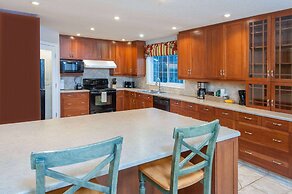 Super 8 by Wyndham Cochrane