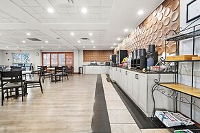 Wingate by Wyndham - Edmonton West