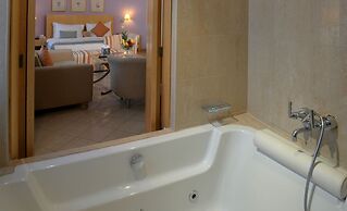 Seashell Julaia Hotel and Resort