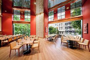 Sheraton Saigon Grand Opera Hotel