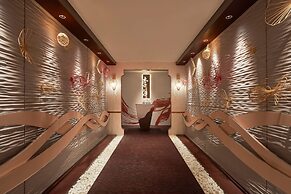 Sheraton Saigon Grand Opera Hotel