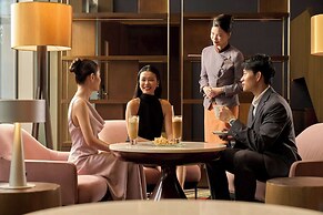 Sheraton Saigon Grand Opera Hotel