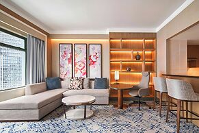 Sheraton Saigon Grand Opera Hotel