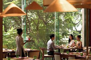 Sheraton Saigon Grand Opera Hotel