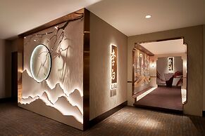 Sheraton Saigon Grand Opera Hotel