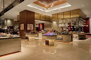 Sheraton Saigon Grand Opera Hotel