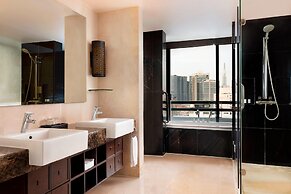 Sheraton Saigon Grand Opera Hotel