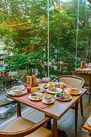 Sheraton Saigon Grand Opera Hotel