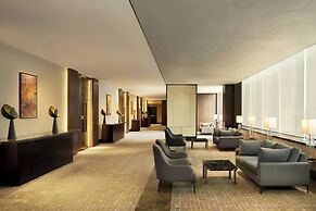 Sheraton Saigon Grand Opera Hotel