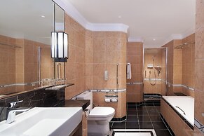 Sheraton Saigon Grand Opera Hotel