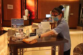 Sheraton Saigon Grand Opera Hotel