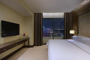 Sheraton Saigon Grand Opera Hotel