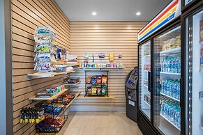 Holiday Inn Express & Suites Ludington by IHG