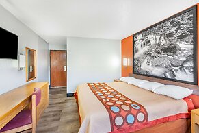 Super 8 by Wyndham Waynesburg