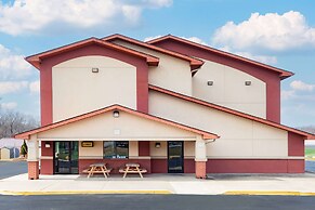 Super 8 by Wyndham Waynesburg