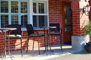 Bel Abri Napa Valley Inn