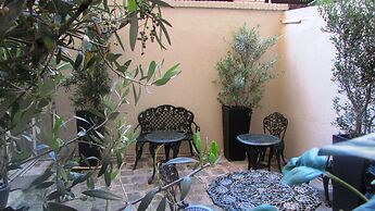 Residence Hoteliere Champ de Mars