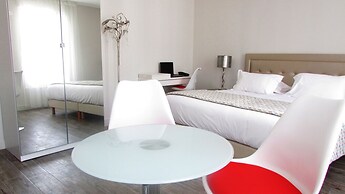 Residence Hoteliere Champ de Mars
