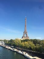 Residence Hoteliere Champ de Mars