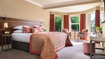 Tulfarris Hotel & Golf Resort