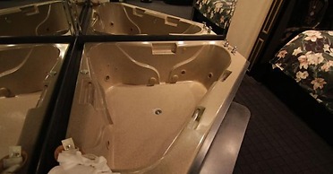 Magnolia Inn And Suites