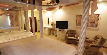 Magnolia Inn And Suites