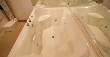 Magnolia Inn And Suites