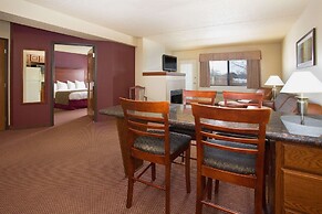 AmericInn by Wyndham New London