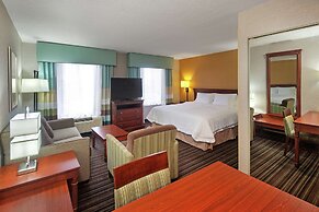 Hampton Inn & Suites by Hilton Toronto Airport