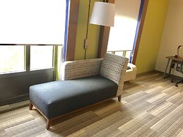 Holiday Inn Express & Suites Houston - Memorial Park Area by IHG