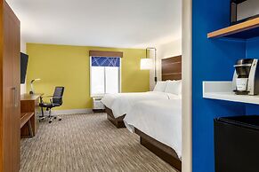 Holiday Inn Express & Suites Philadelphia - Mt. Laurel by IHG
