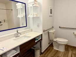 Hampton Inn McHenry