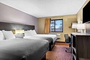 Super 8 by Wyndham Amsterdam