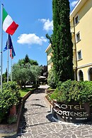 PHI Hotel Hortensis