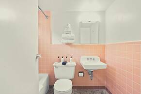 Stardust Motel Wallace