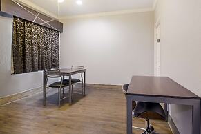 Americas Best Value Platinum Inn & Suites