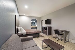 Americas Best Value Platinum Inn & Suites