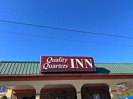 Quality Quarters Inn