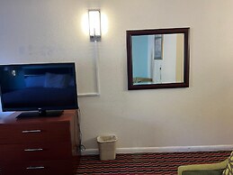 Quality Quarters Inn